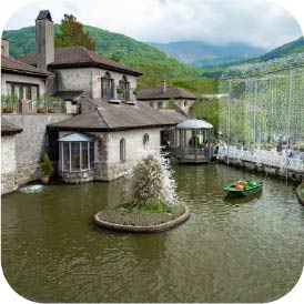 箱根ガラスの森美術館